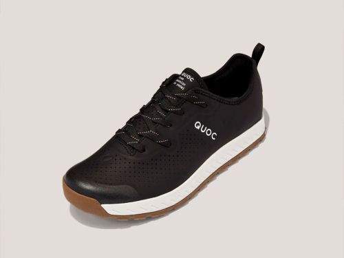 QUOC WEEKEND BLACK ON WHITE 黑白色 休閒車鞋