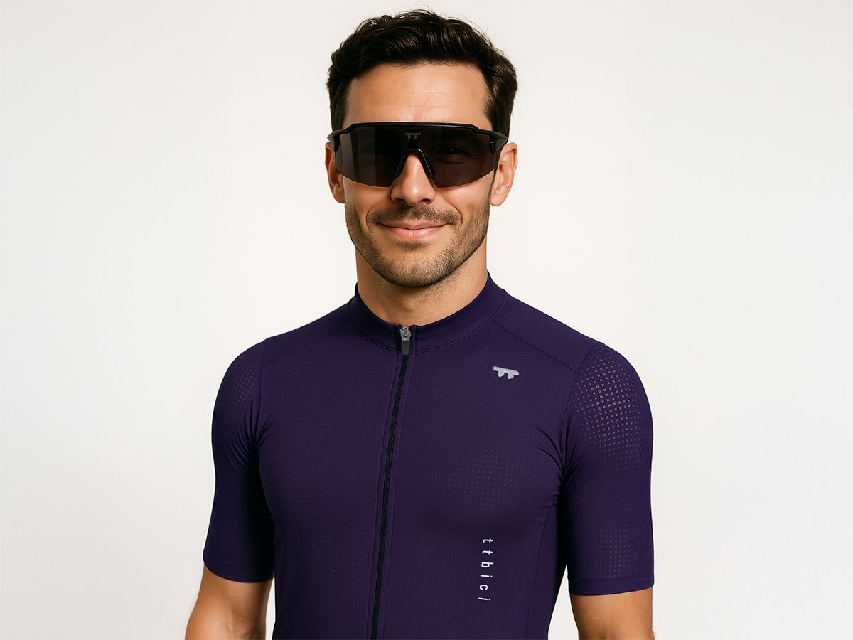 A-2 Performance Sunglasses 競速運動眼鏡 / 透明黑色+灰鏡片 (CAT3)