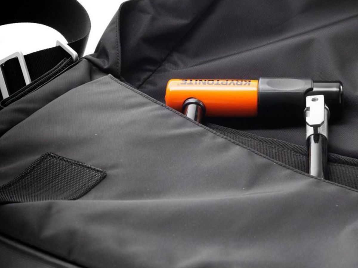 Brooks STRAND 側背包 黑色