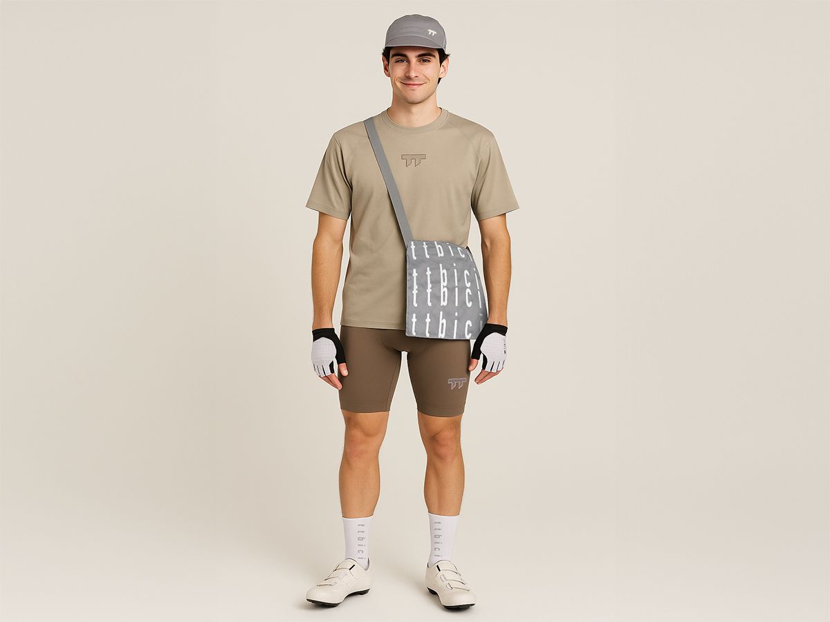 U Line Tech T-shirt 機能T恤 / 白沙色