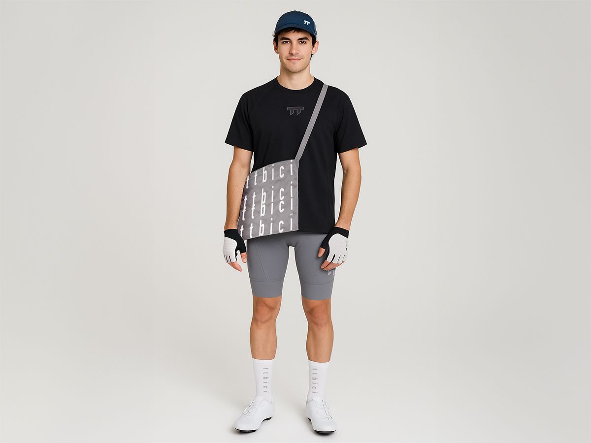 U Line Tech T-shirt 機能T恤 / 黑色