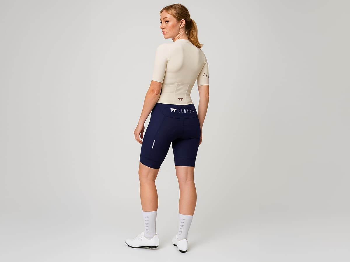 a Line Women's Lightweight Bib Shorts 女款輕量車褲 / 月蝕紫