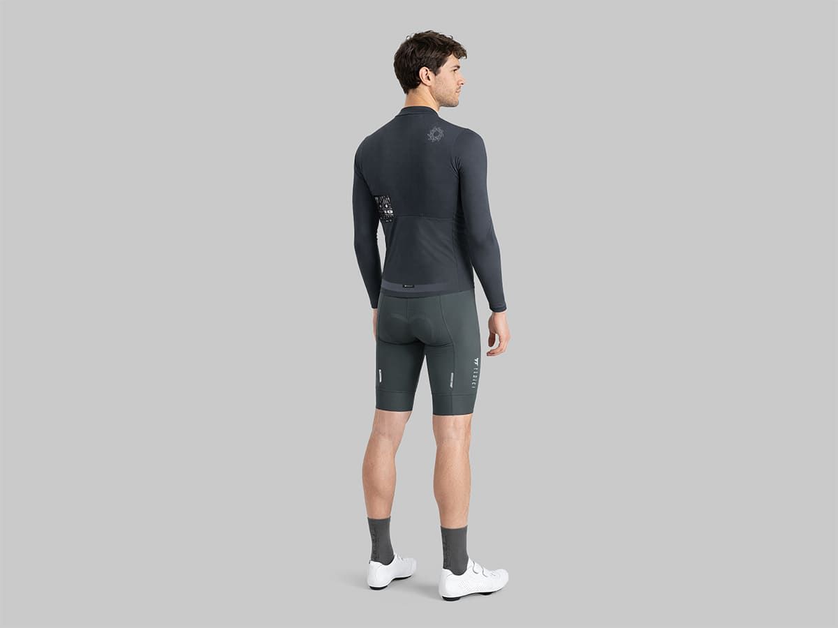 a Line Men's Apex Cargo Bib Shorts 男款口袋車褲 / 炭灰
