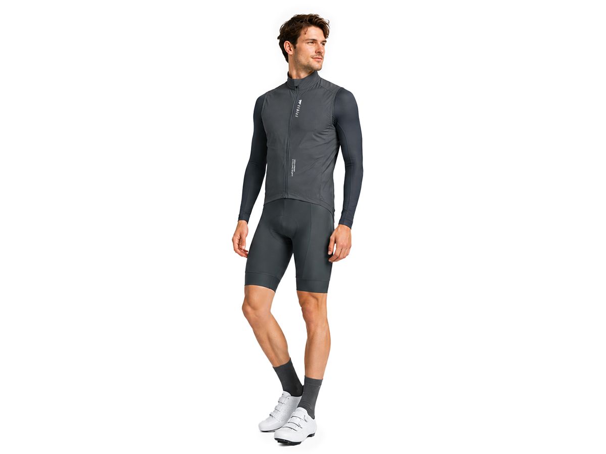 a Line Altitude Insulated Gilet 保暖背心 / 炭灰