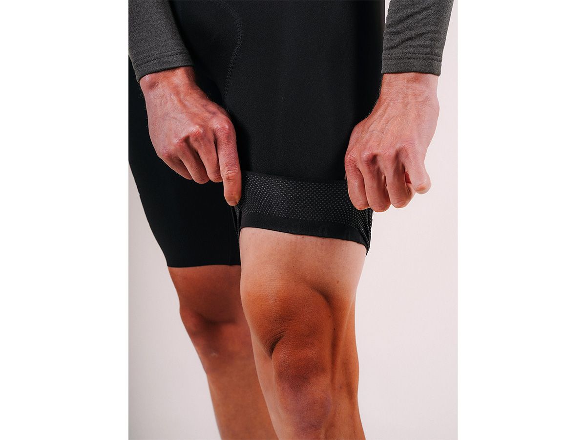 The Service Course Men Bib Shorts (2.0) 男款連身車褲 黑色