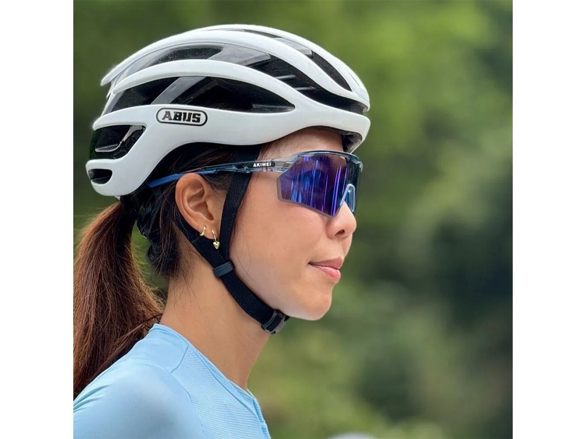 Akiwei Night Walker 夜行者-變色藍