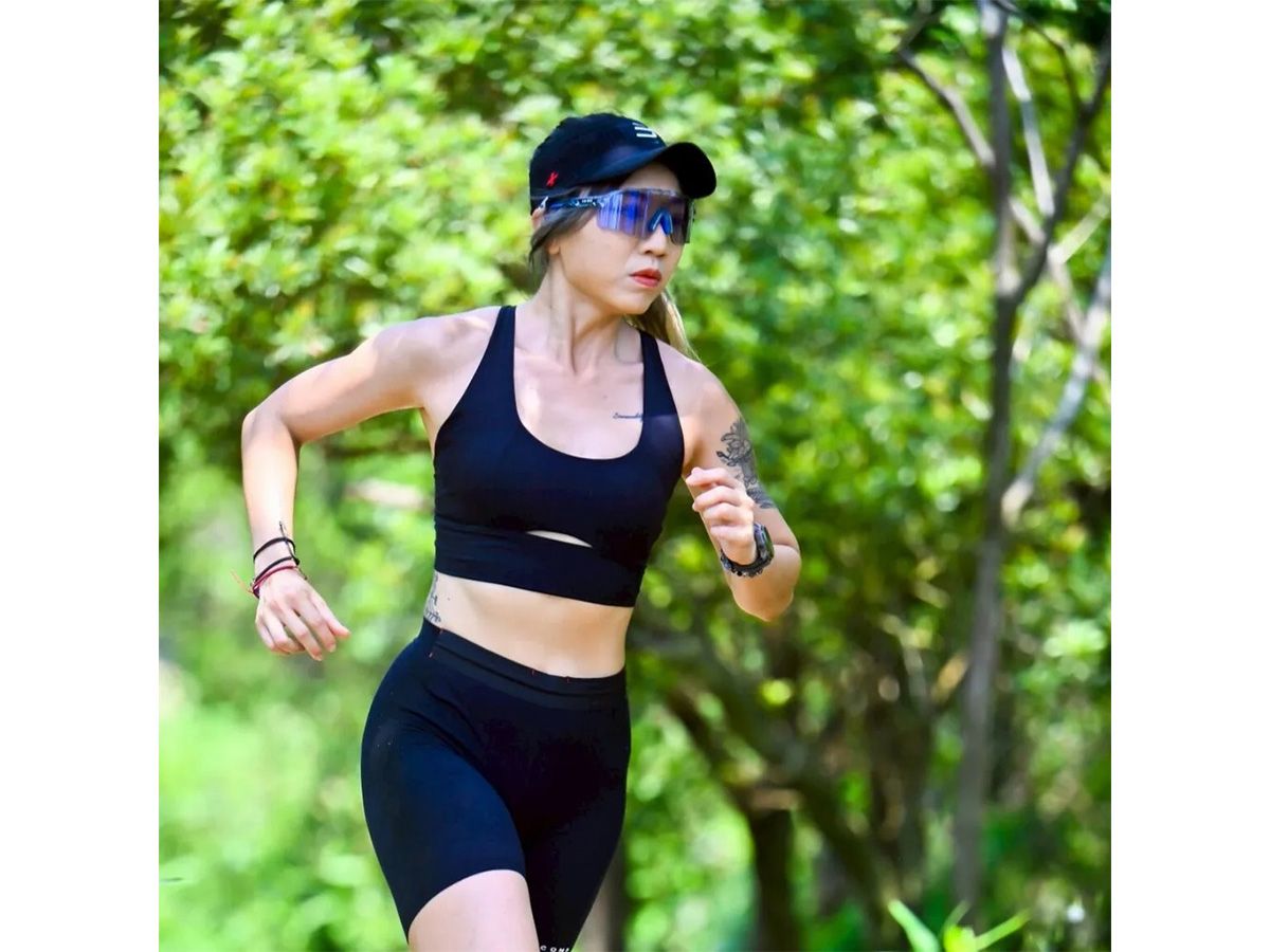 Akiwei Night Walker 夜行者-變色藍