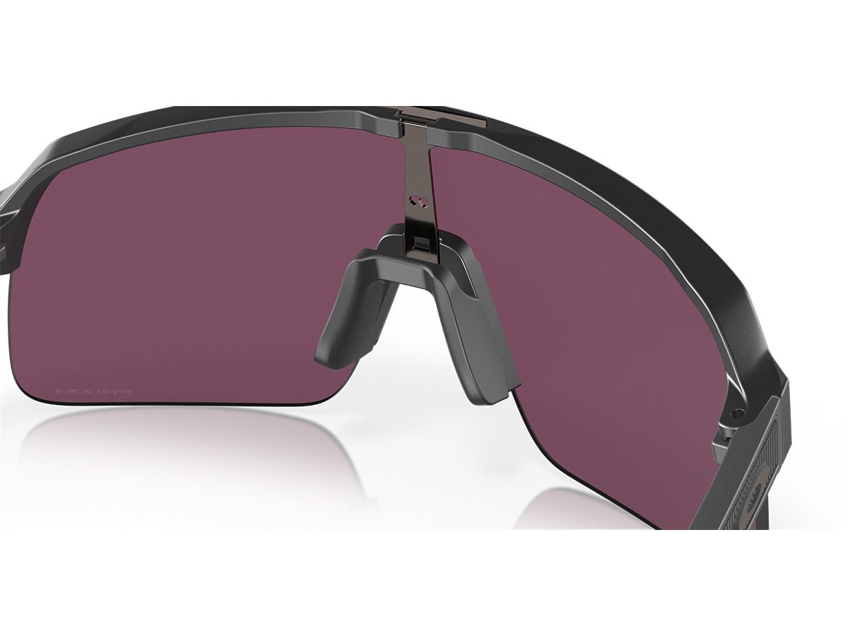 Oakley Sutro Lite Prizm 運動休閒太陽眼鏡, 鋼鐵灰鏡框, 深紫鏡片