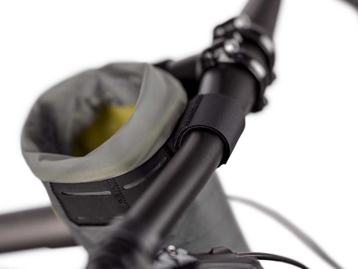 Apidura Backcountry 手把補給袋(1.2L)