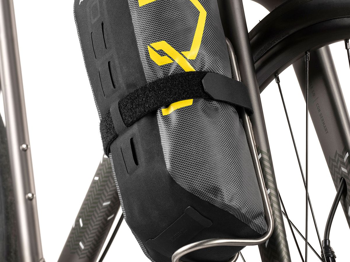 Apidura EXPEDITION 防水前叉包(3L)