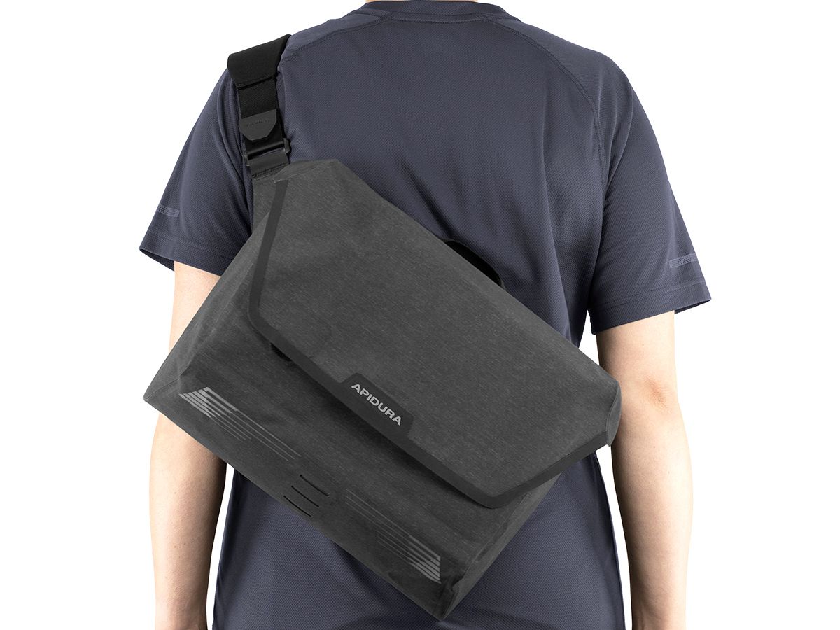 Apidura City 都會郵差包款 13"