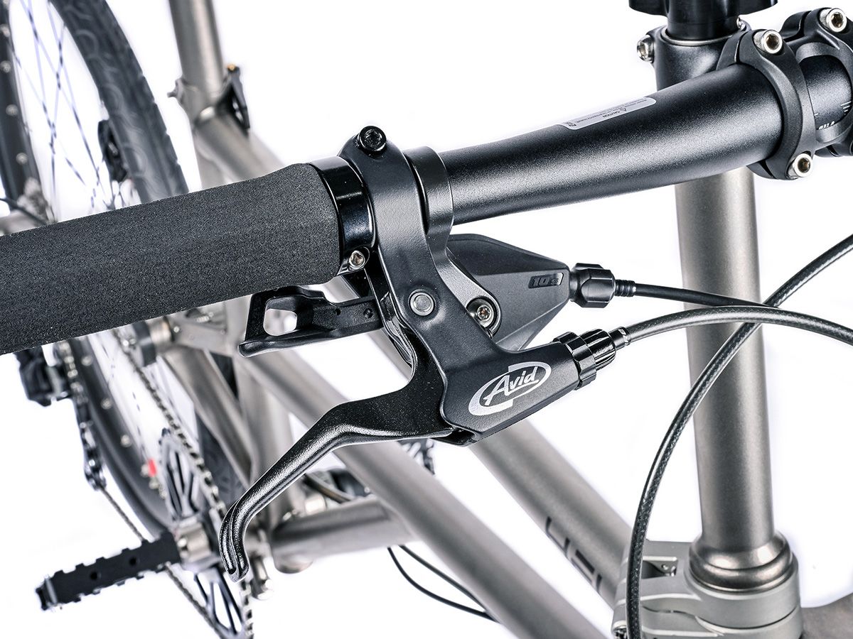 Helix Standard 鈦合金折疊自行車