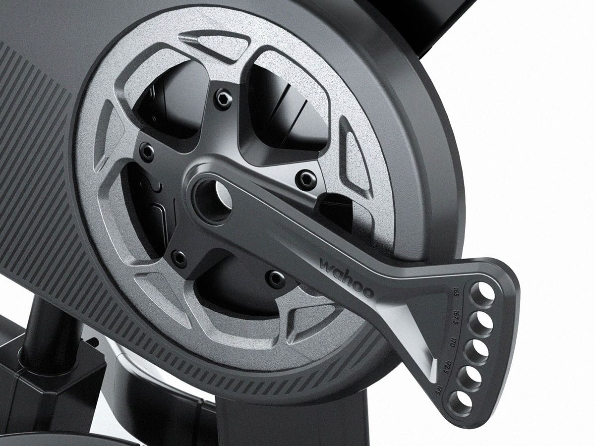 Wahoo KICKR BIKE 智慧擬真訓練台