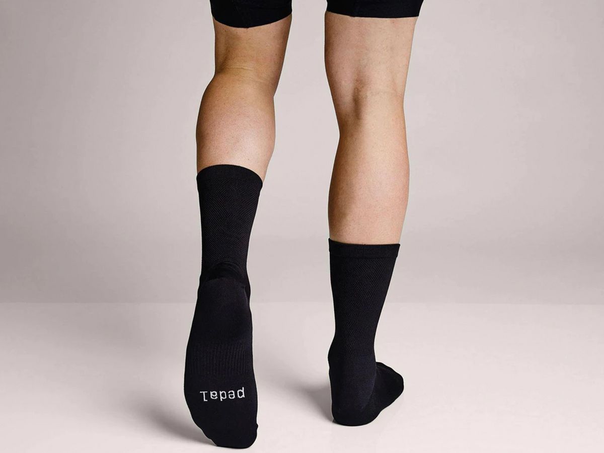 QUOC MONO 自行車襪 - 黑色