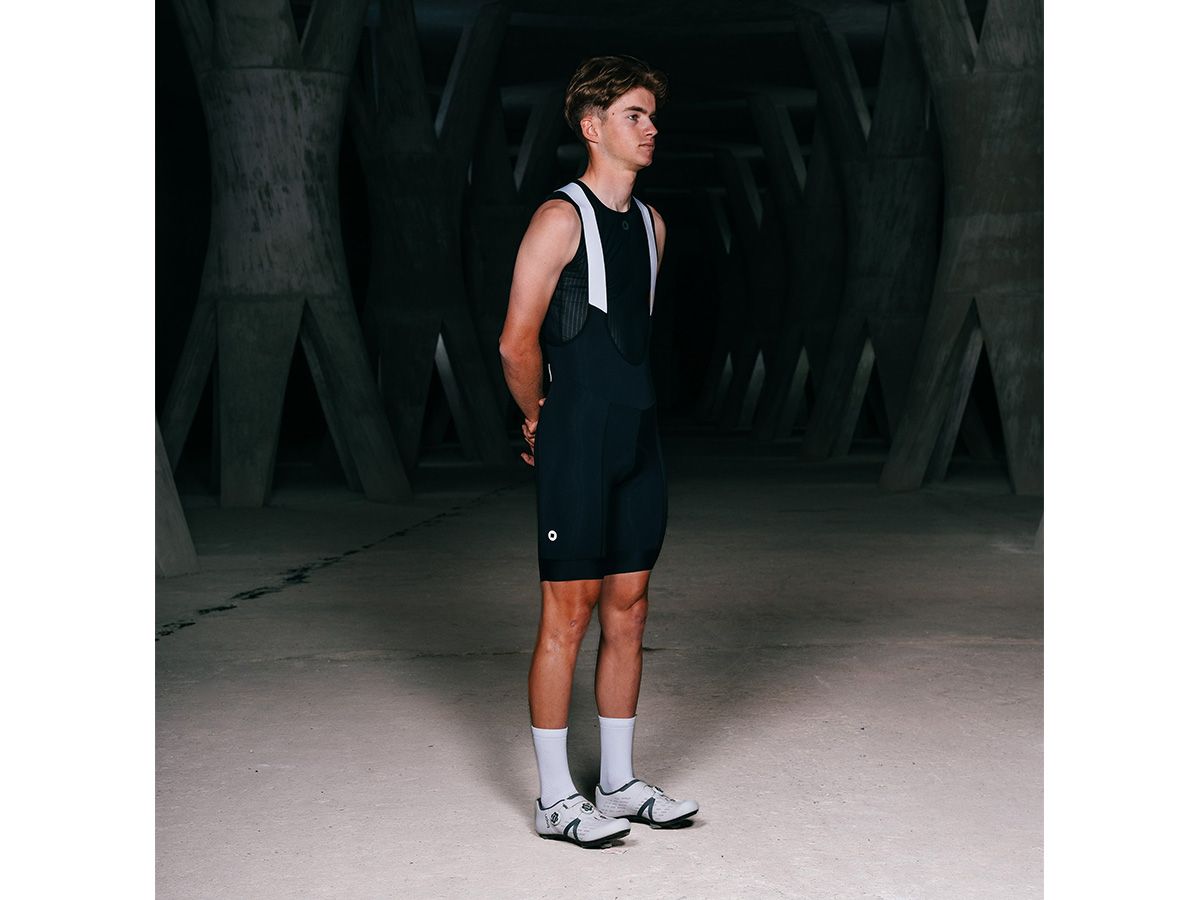 The Service Course Men's Engineered Bib Shorts 男款連身車褲 - 黑色