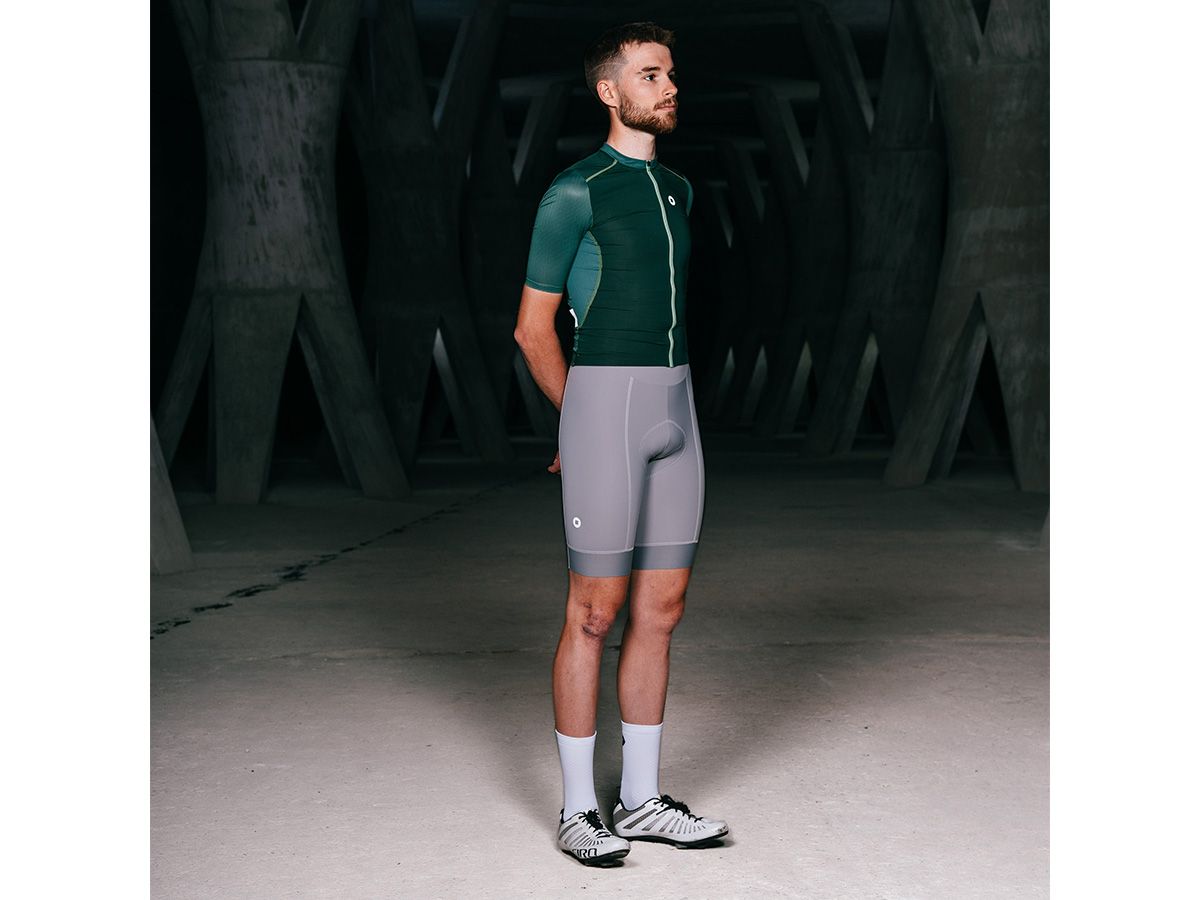 The Service Course Men's Engineered Bib Shorts 男款連身車褲 - 灰色 XS