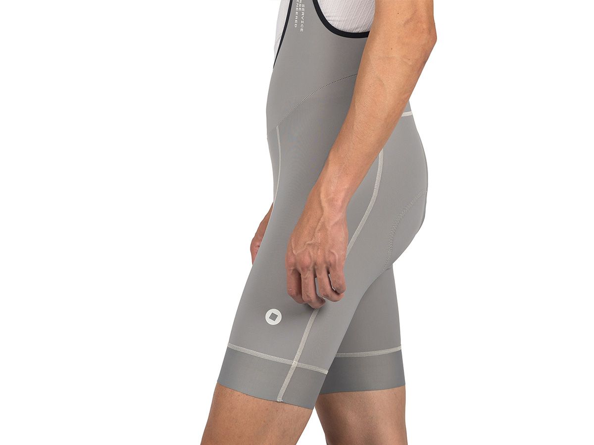 The Service Course Men's Engineered Bib Shorts 男款連身車褲 - 灰色 XS