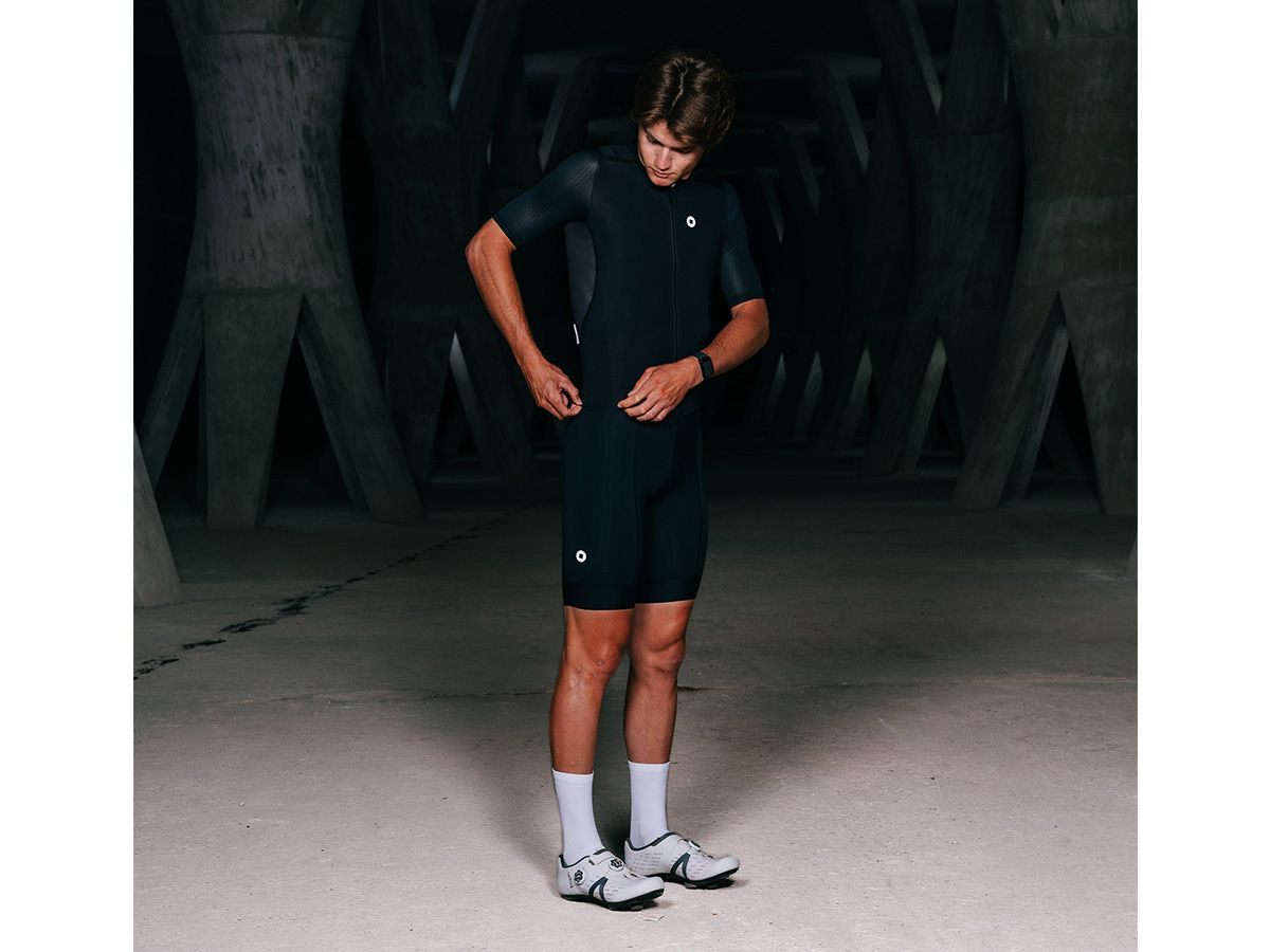 The Service Course Men's Engineered Short Sleeve Jersey 男款短袖車衣 - 黑色 M