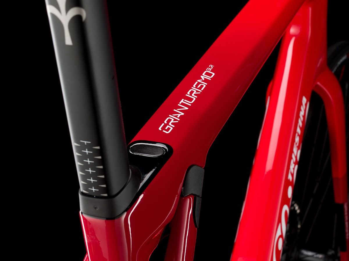Wilier Triestina GRANTURISMO SLR 漸層紅 車架組