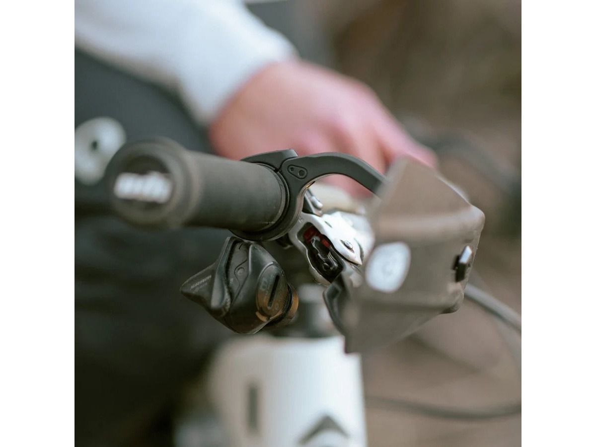 Crankbrothers Guardian 一體式護手套件