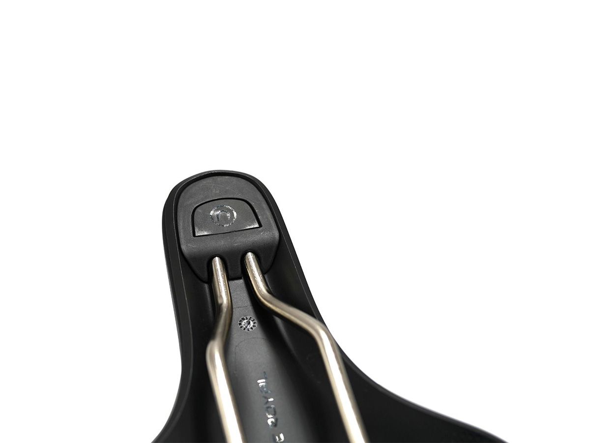 Selle Royal ON MODERATE 座墊 黑色