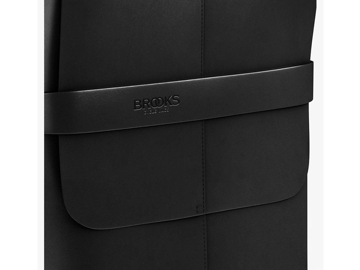 Brooks Piccadilly 皮革後背包 12L 黑色