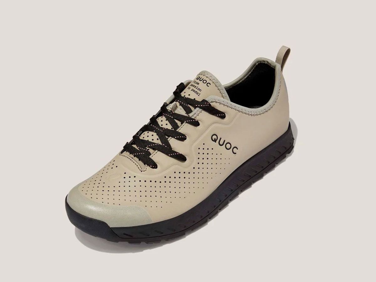 QUOC WEEKEND SAND 沙色 休閒車鞋 EU38