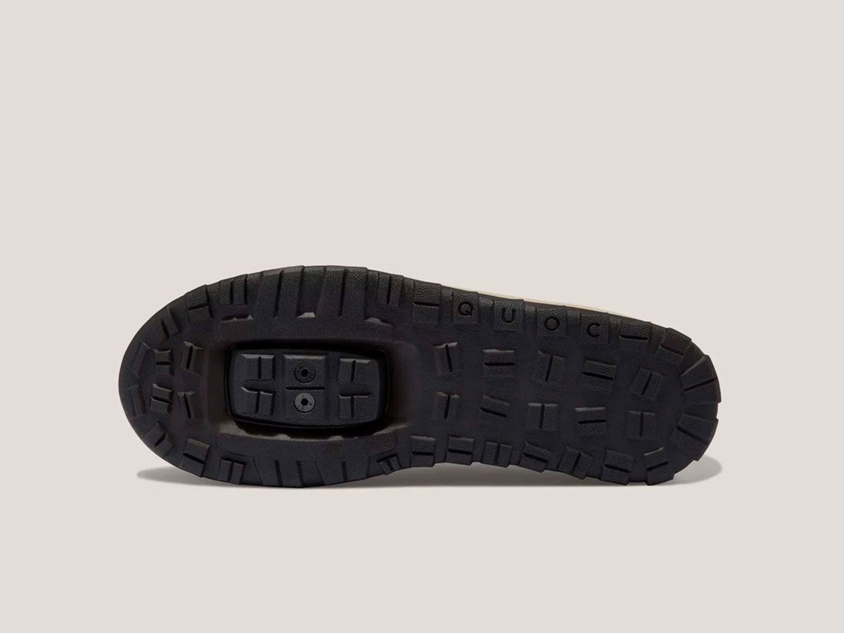 QUOC WEEKEND SAND 沙色 休閒車鞋 EU39