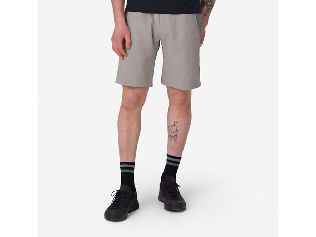 Rapha 男款 EXPLORE 機能短褲 沙色 XL