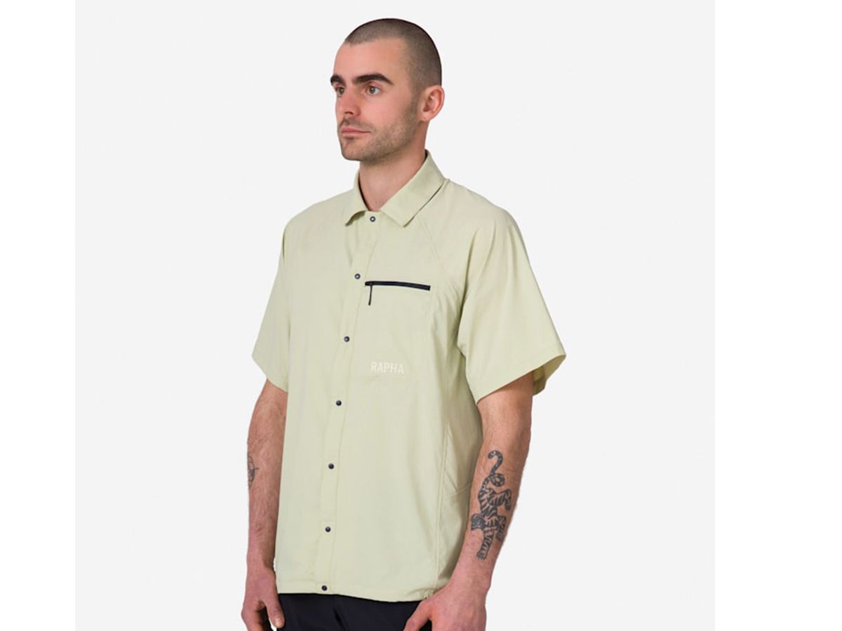 Rapha 男款 Explore 機能短袖襯衫 沙灰色 XXL