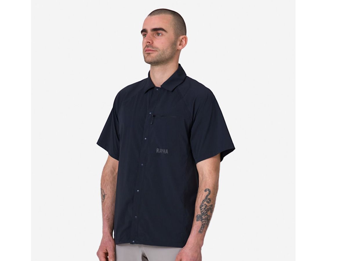 Rapha 男款 Explore 機能短袖襯衫 黑色 XS