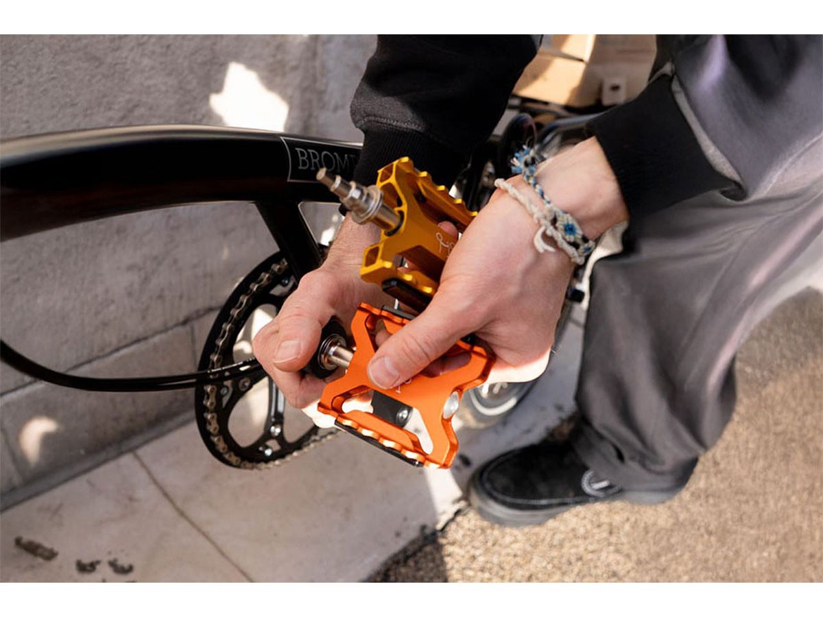 Brompton 超輕量化快拆踏板 橘色