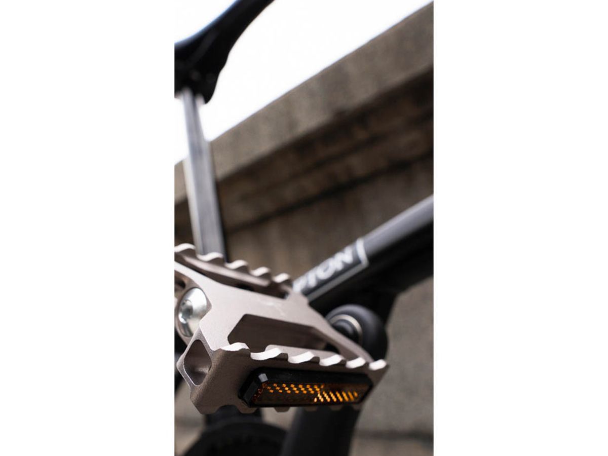 Brompton 超輕量化快拆踏板 銀色