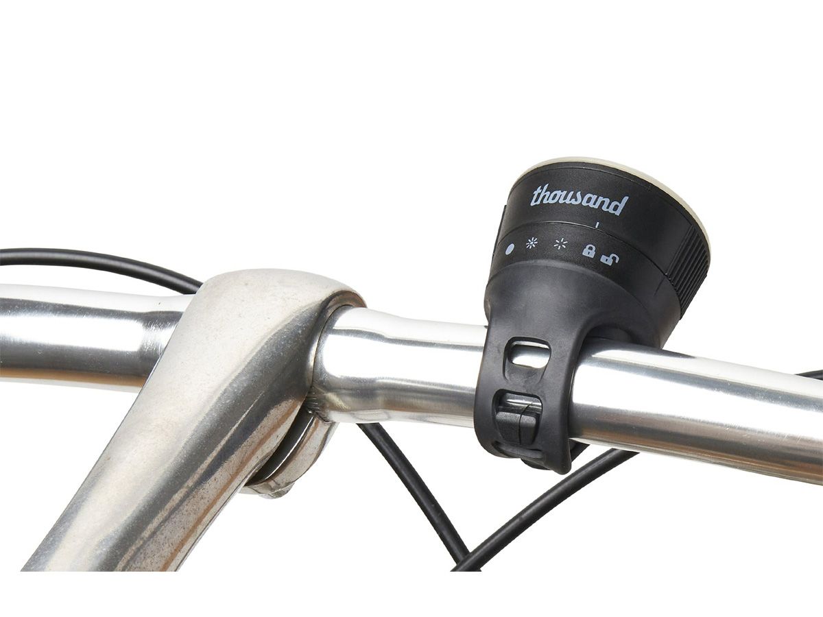 Thousand 單車磁吸前燈 隱形黑