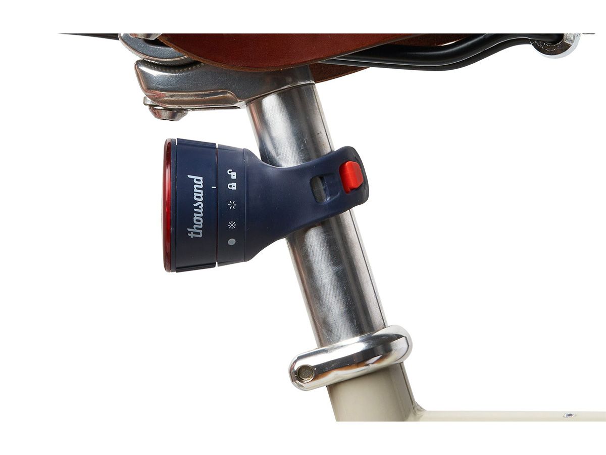 Thousand 單車磁吸後燈 海軍藍