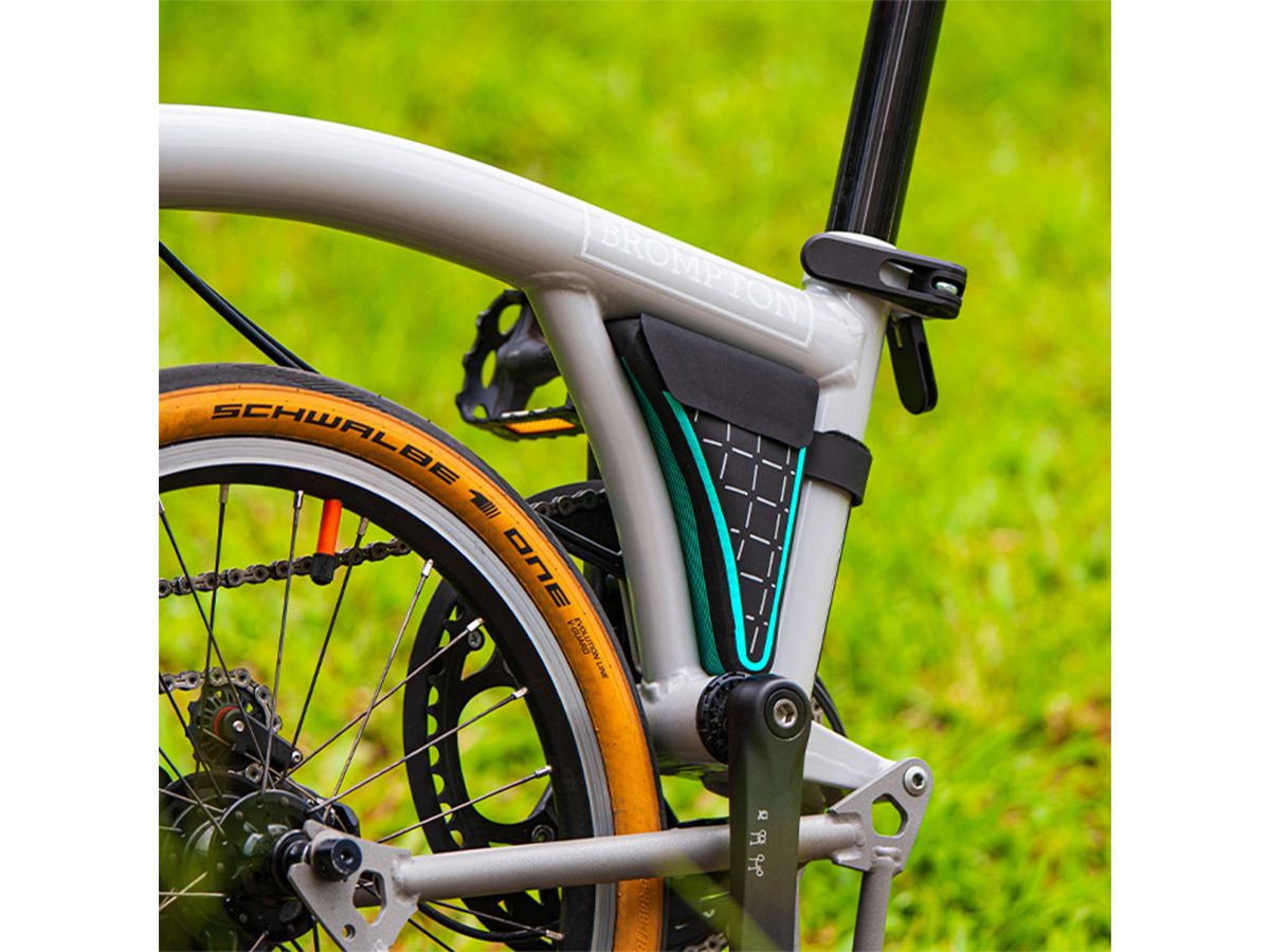 曜越 TT100 車架包 – 黑色